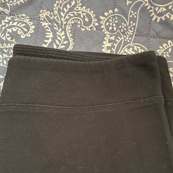 Old Navy Black Leggings - Medium - Picture 2 of 4